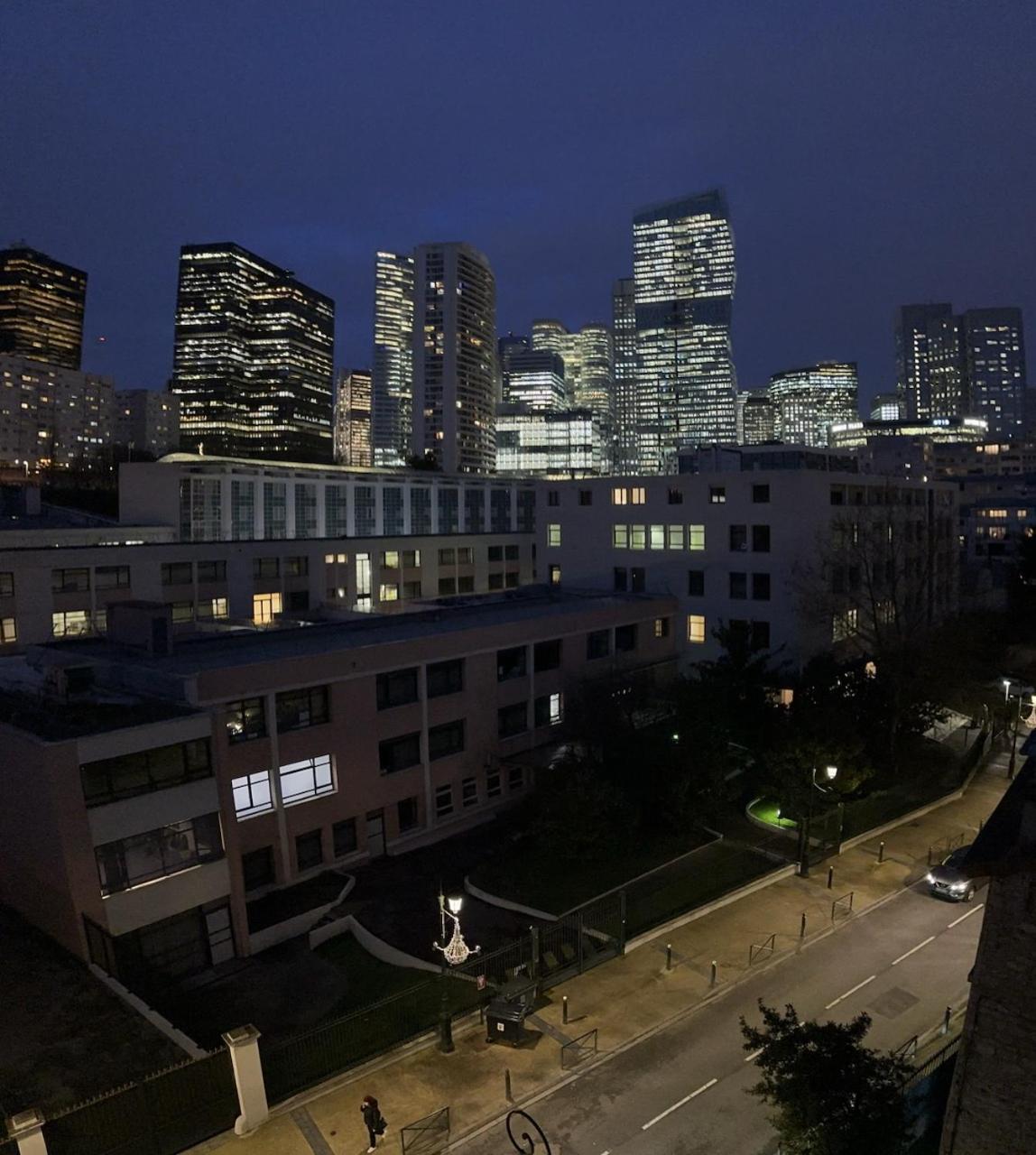 פוטו Studio Confort - Proche La Defense - Stade Arena - Paris 10 Min - Ideal Affaires Tourisme מראה חיצוני תמונה